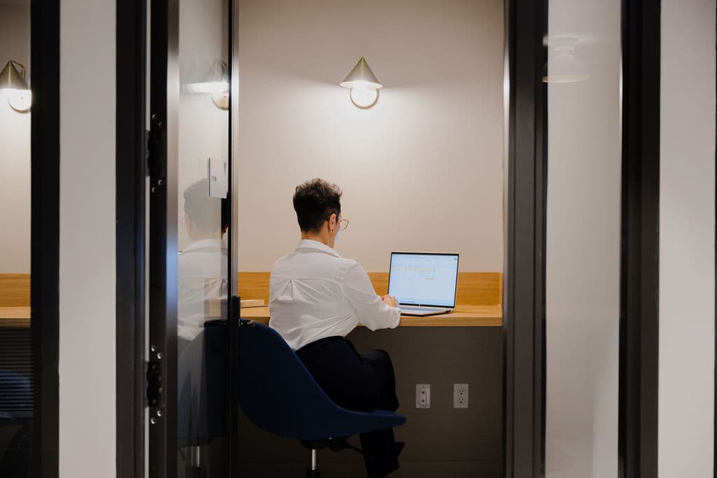 Private work pod at Metro Parc Hialeah