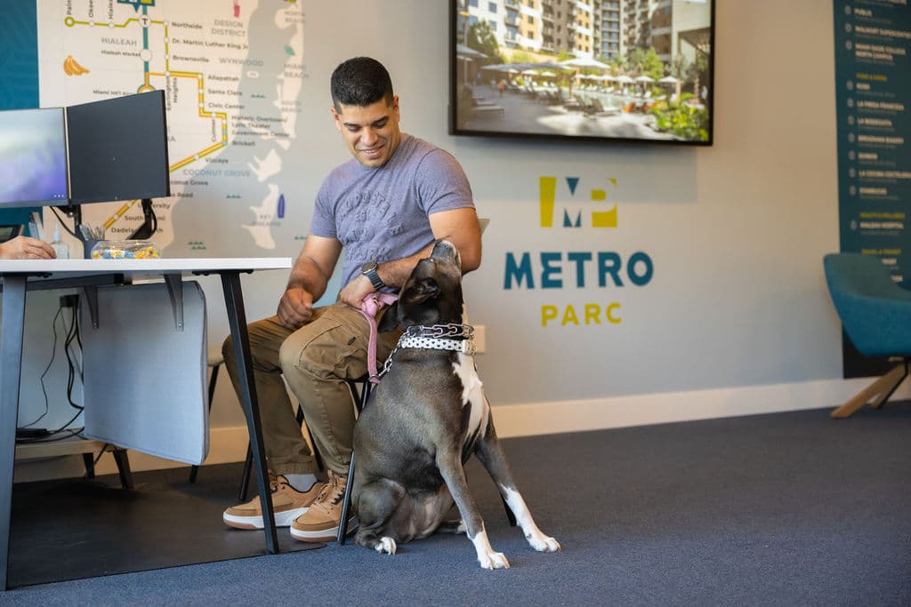 Dog-friendly community at Metro Parc